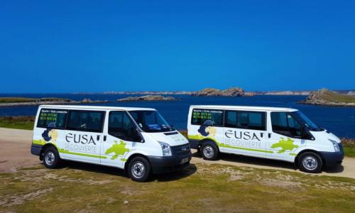 Nos véhicules - minibus de 8 passagers - porz goret - ile d'Ouessant - Eusa decouverte - visite commentée - circuit touristique - navette - déplacement